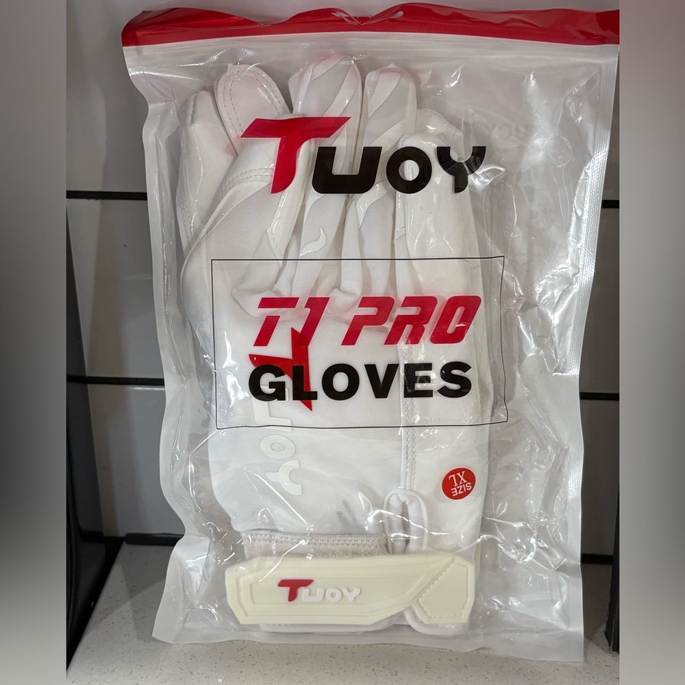 Tuoy White T1 Pro Football Gloves. X-Large. NWT.